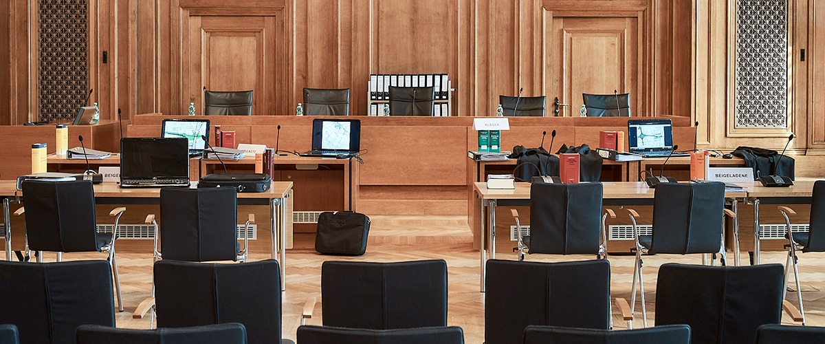Leerer Sitzungssaal